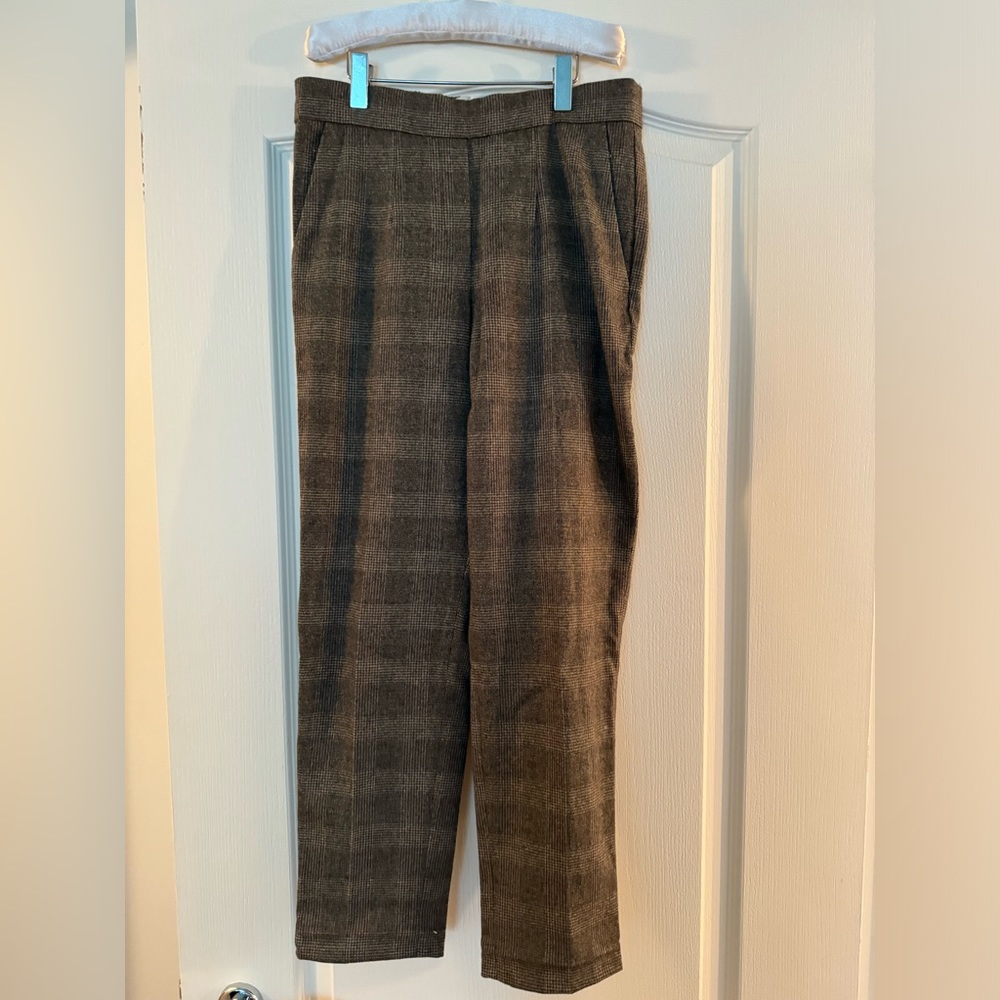 Aritzia pants